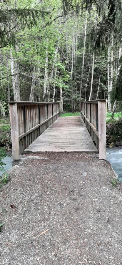 Un Havre De Paix Aux Pieds Des Chemins De Montagne Apartment เลกงตามีน-มงฌัว ภายนอก รูปภาพ